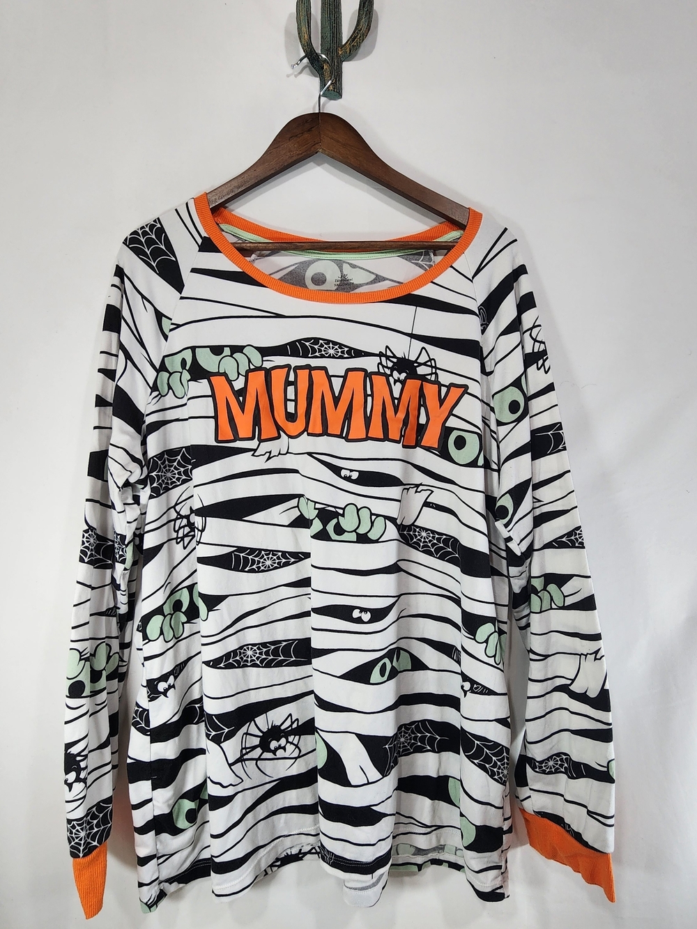 New 2X (18W-20W) Women's "Mummy" Halloween Pajama Top Glow in the Dark